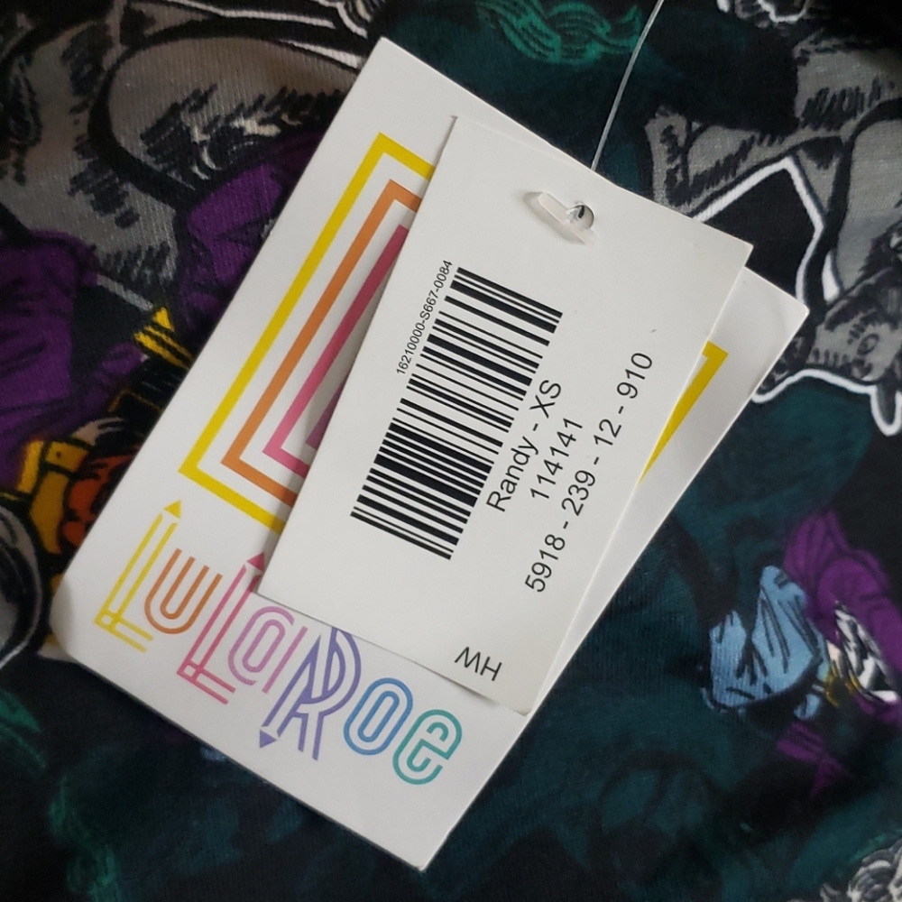 🤯3/$12 LuLaRoe Halloween Headless Horseman Top NWT XS - Picture 6 of 6